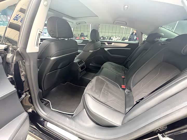 Audi A7L 2025 2025款 45 TFSI 豪华型