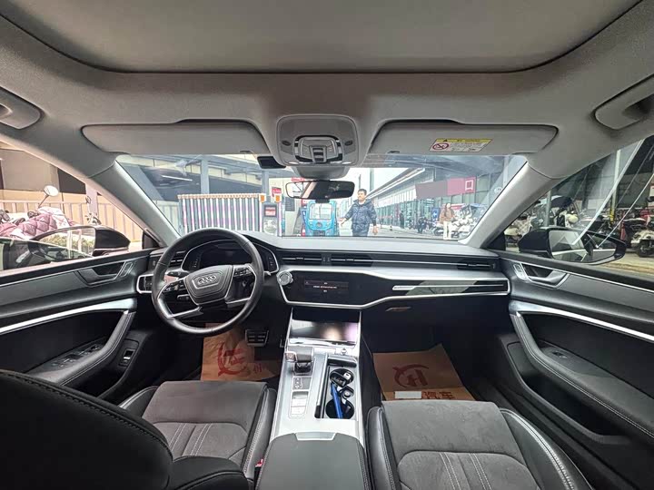 Audi A7L 2025 2025款 45 TFSI 豪华型