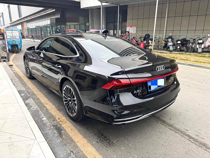 Audi A7L 2025 2025款 45 TFSI 豪华型