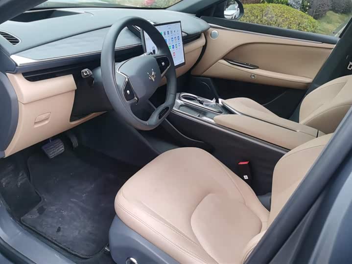 BAIC Arcfox Alpha T5 2025 2025款 630 神行版