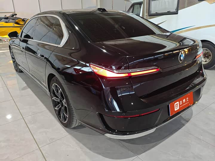 BMW 7 Series 2023 2023款 735Li 豪华套装