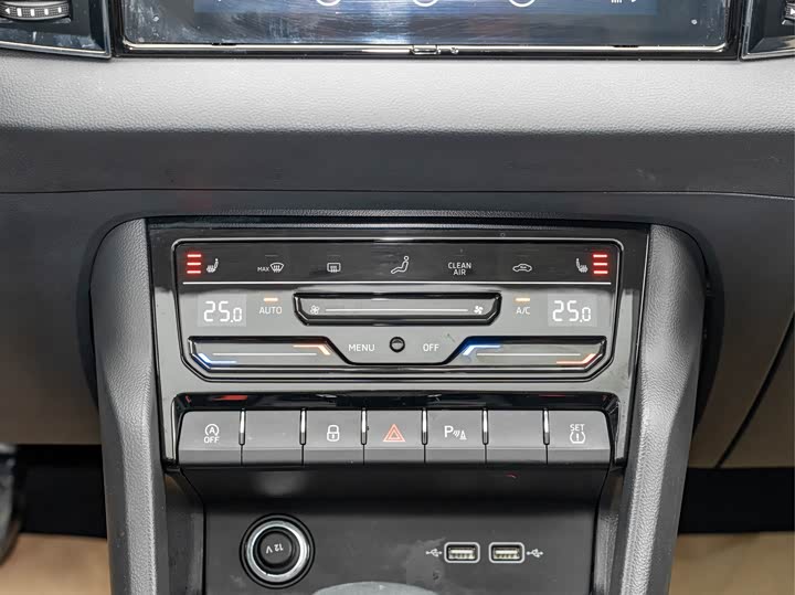 Skoda Karoq 2024 2024款 TSI280 尊享版