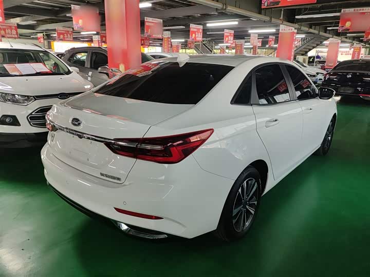 Ford Escort 2021 2021款 1.5L 自动钻石版