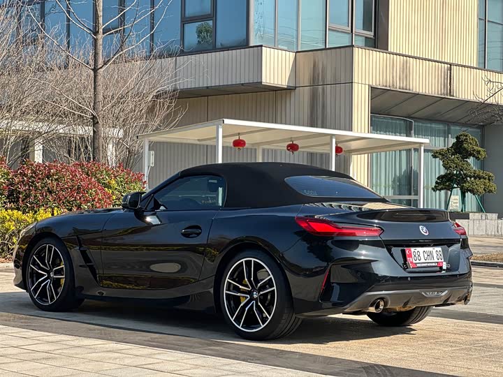 BMW Z4 2023 2023款 sDrive 25i M运动曜夜套装