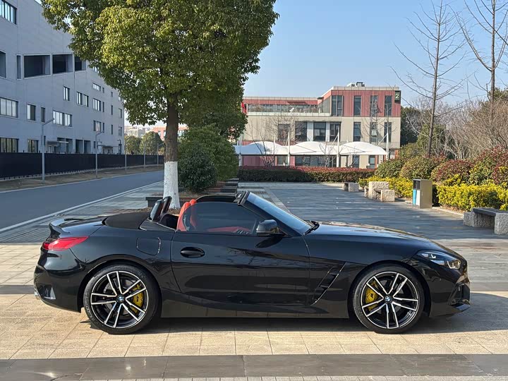 BMW Z4 2023 2023款 sDrive 25i M运动曜夜套装