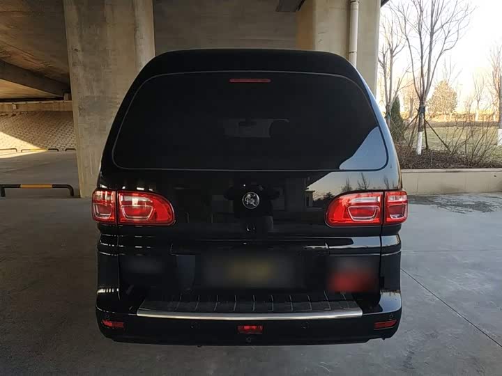 Dongfeng Forthing Lingzhi M5 2023 2023款 M5L 1.6L 基本型 5座