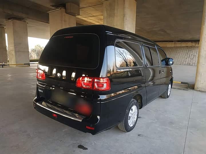 Dongfeng Forthing Lingzhi M5 2023 2023款 M5L 1.6L 基本型 5座