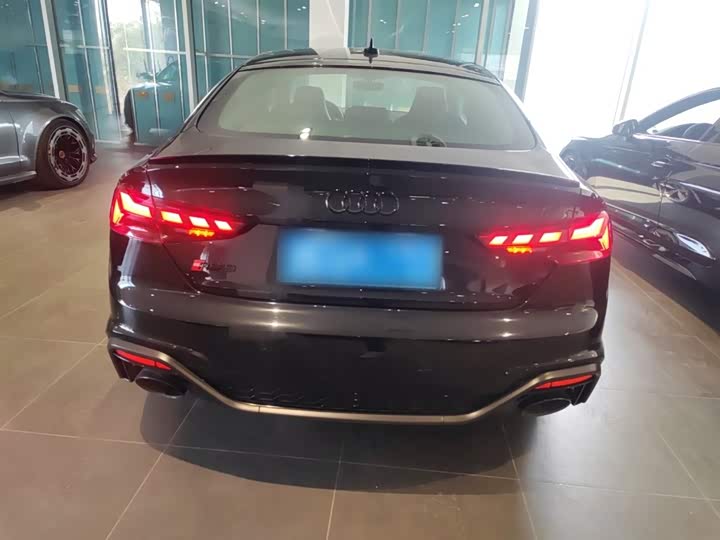 Audi RS 5 2023 2023款 RS 5 2.9T Coupe 暗金版