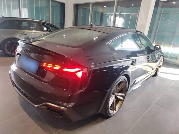 Audi RS 5 2023 2023款 RS 5 2.9T Coupe 暗金版