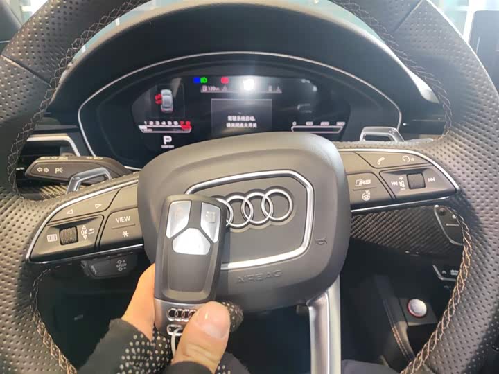 Audi RS 5 2023 2023款 RS 5 2.9T Coupe 暗金版