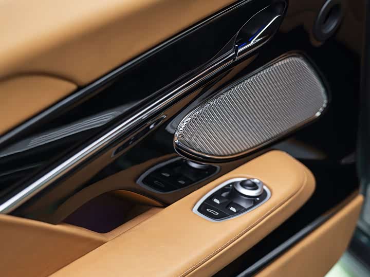 Aston Martin DB12 2025 2025款 4.0T V8 Coupe