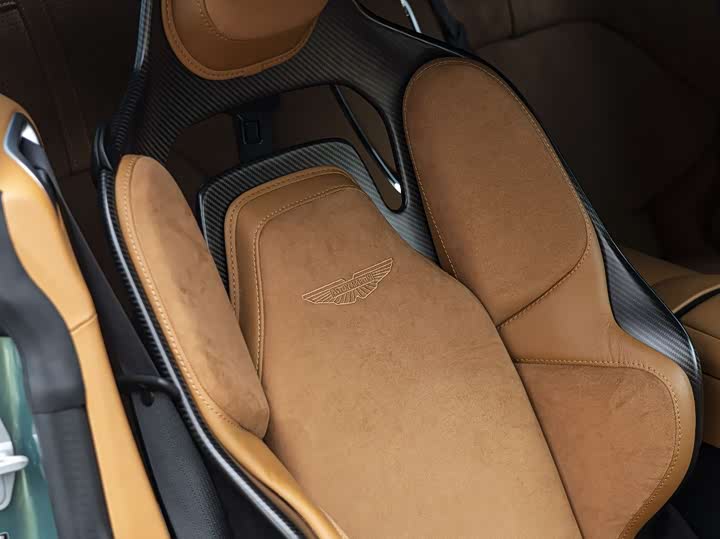 Aston Martin DB12 2025 2025款 4.0T V8 Coupe