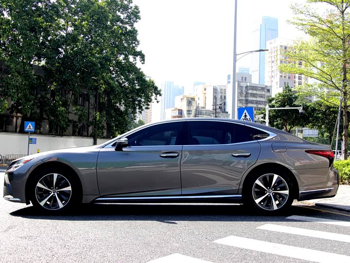 Lexus LS 2021 2021款 500h 卓越版