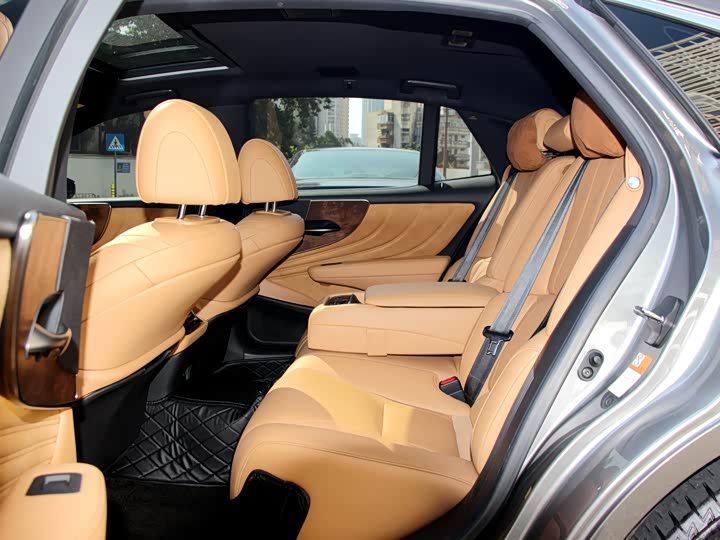 Lexus LS 2021 2021款 500h 卓越版