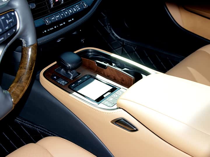 Lexus LS 2021 2021款 500h 卓越版