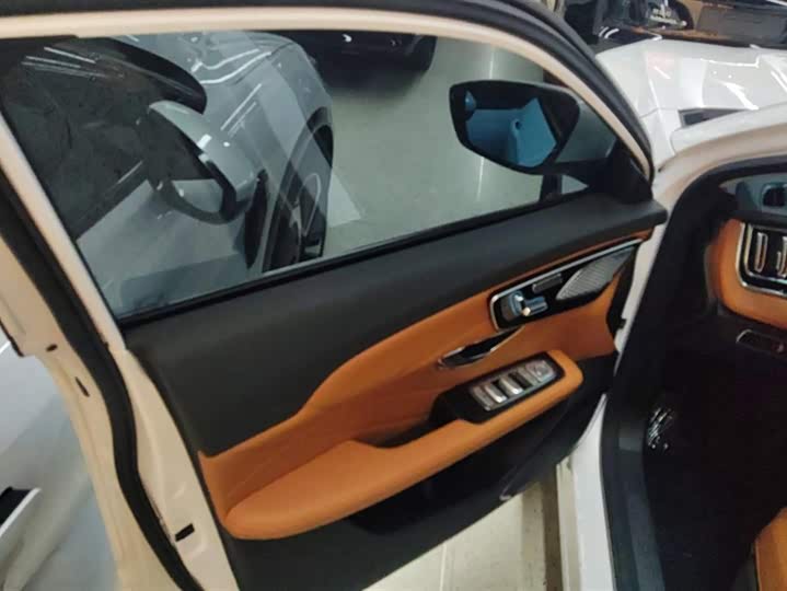 Jetour Shanhai L7 2024 2024款 1.5T 120km ULTRA 7座