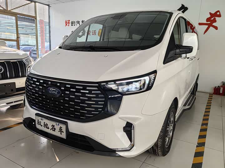 Ford Tourneo 2023 2023款 2.0T 自动致享版