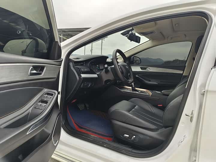 Chery Omoda S5 (Arrizo 5 Plus) 2021 2021款 小AI 1.5T CVT享PLUS