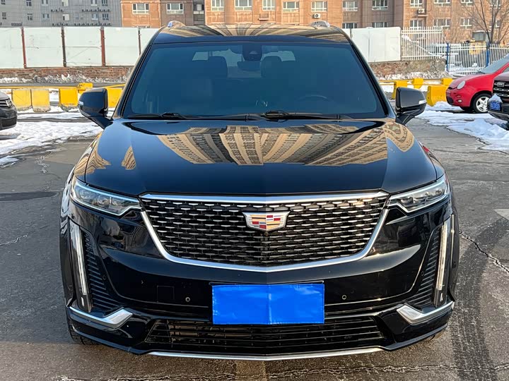 Cadillac XT6 2022 2022款 2.0T 六座四驱豪华型标准版