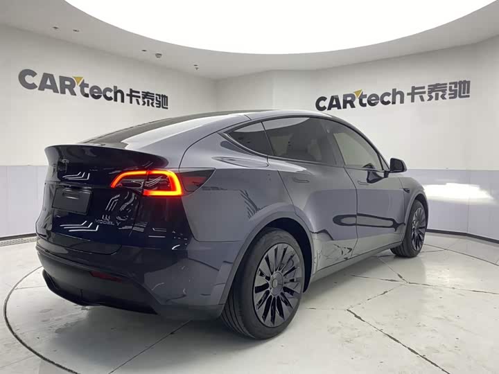 Tesla Model Y 2024 2024款 后轮驱动版