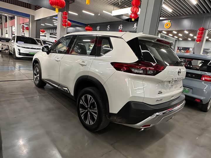 Nissan X-Trail 2021 2021款 VC-Turbo 300 CVT 4WD豪华版