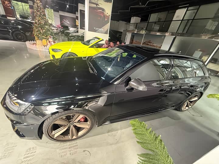 Audi RS 4 2021 2021款 RS4 Avant 黑曜版