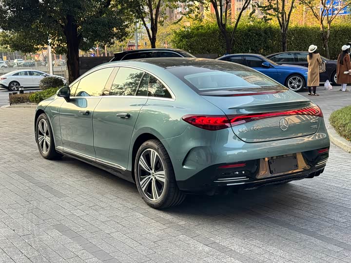 Mercedes-Benz EQE 2025 2025款 500 4MATIC 先锋版