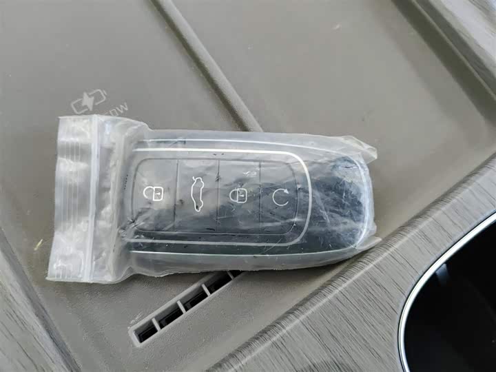 Chery Tiggo 8 Plus C-DM 2025 2025款 1.5T 116km 尊贵型 5座