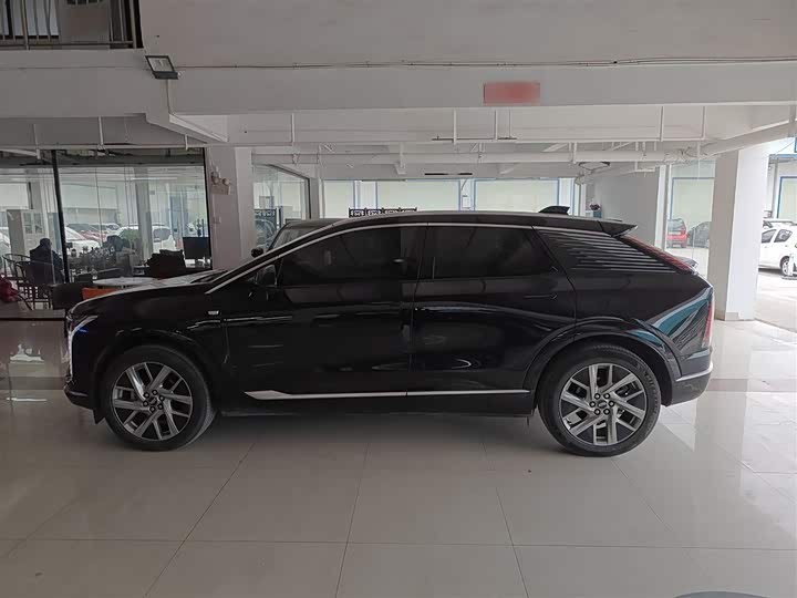 Cadillac Optiq 2024 2024款 标准续航版