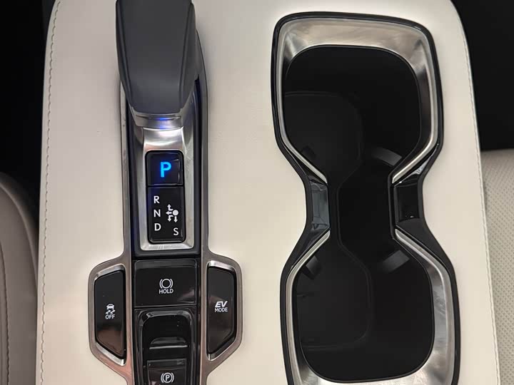 Lexus LM 2023 2023款 350h 七座隽雅版