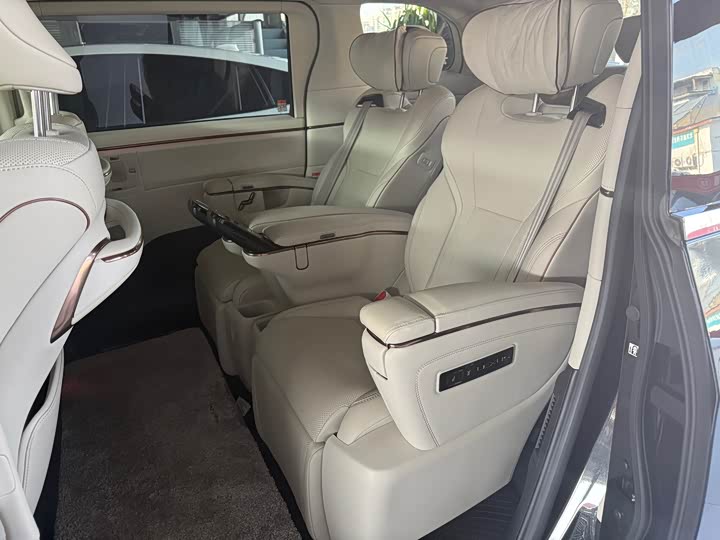 Lexus LM 2023 2023款 350h 七座隽雅版