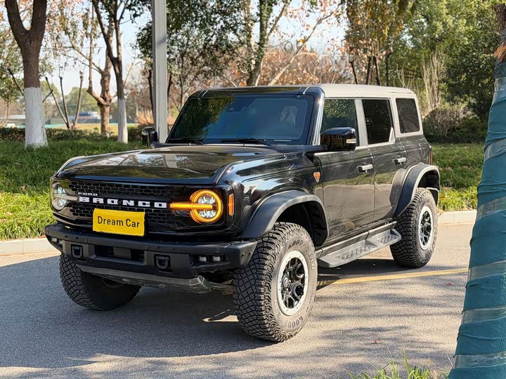 Ford Bronco 2024 2024款 2.3T 荒地