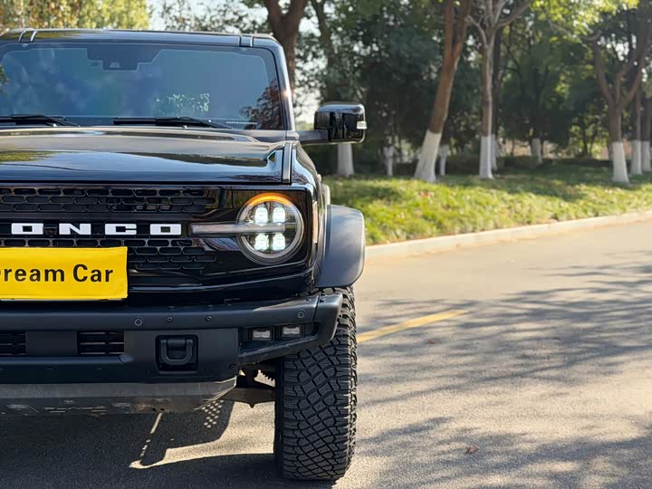 Ford Bronco 2024 2024款 2.3T 荒地