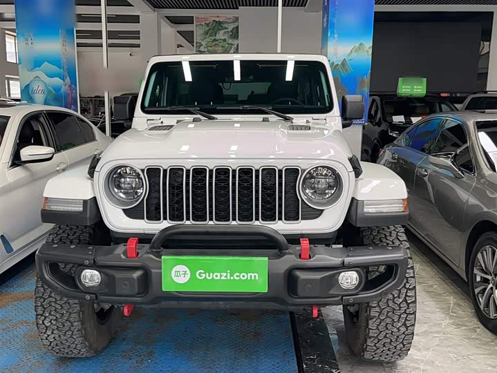 Jeep Wrangler 2024 2024款 2.0T 撒哈拉四门版