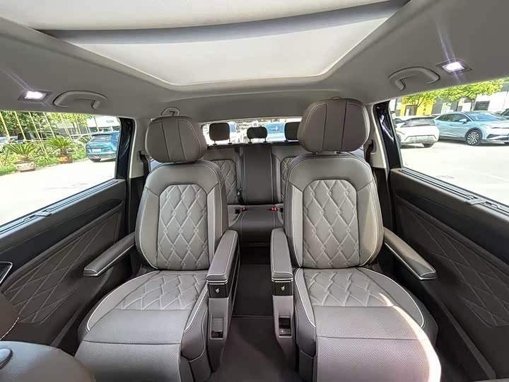 Volkswagen Viloran 2024 2024款 380TSI 尊贵版