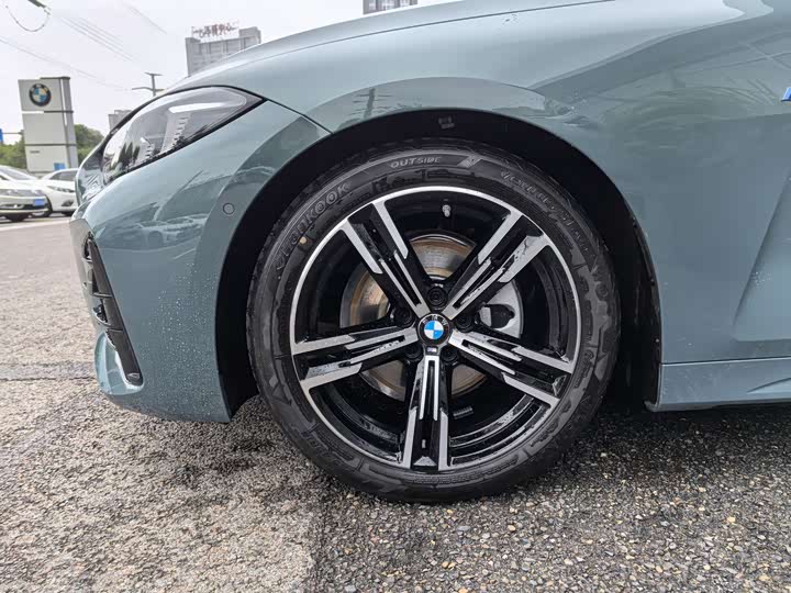 BMW 4 Series 2024 2024款 425i 敞篷M运动套装