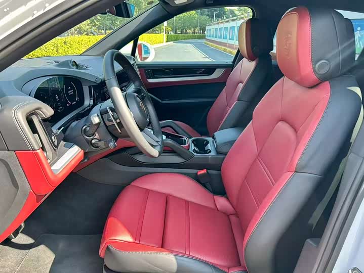 Porsche Cayenne Hybrid 2025 2025款 Cayenne S E-Hybrid 3.0T