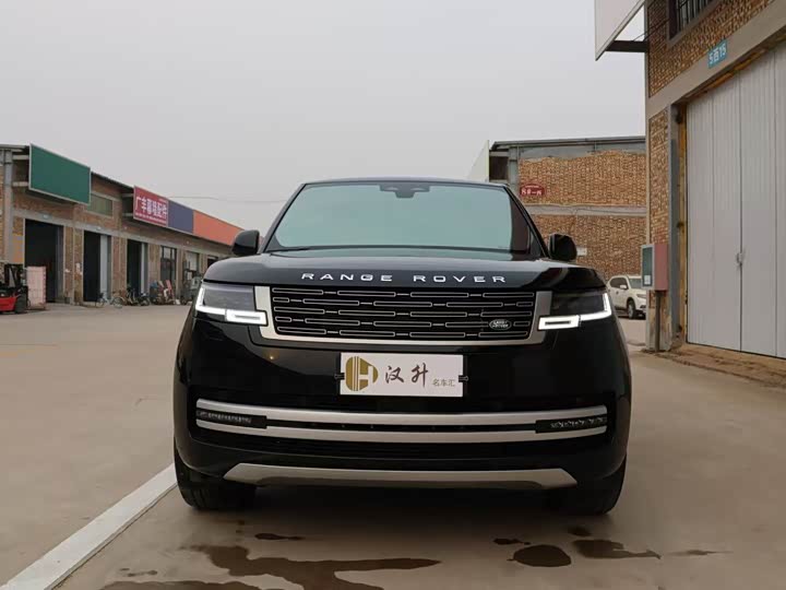 Land Rover Range Rover 2025 2025款 3.0 L6 400PS 创世加长版