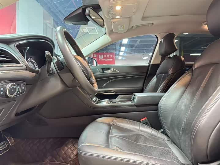 Ford Taurus 2019 2019款 EcoBoost 245 尊享版