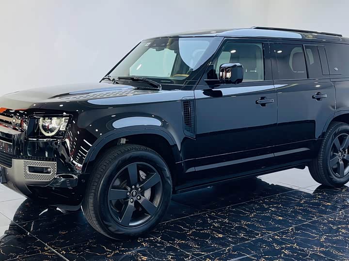 Land Rover Defender 2024 2024款 110 3.0T P400 X-DYNAMIC HSE