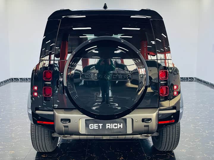 Land Rover Defender 2024 2024款 110 3.0T P400 X-DYNAMIC HSE