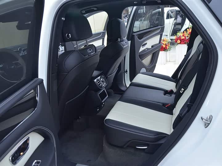 Bentley Bentayga Hybrid 2024 2024款 3.0T PHEV