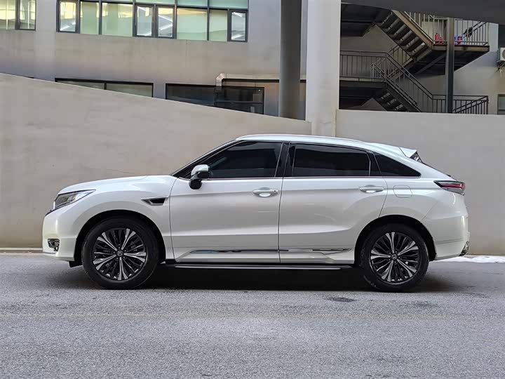 Honda UR-V 2020 2020款 370TURBO 两驱尊雅版