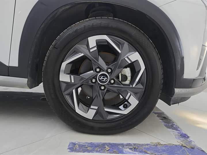 Hyundai ix35 (Mufasa) 2023 2023款 沐飒 2.0L 豪华版DLX