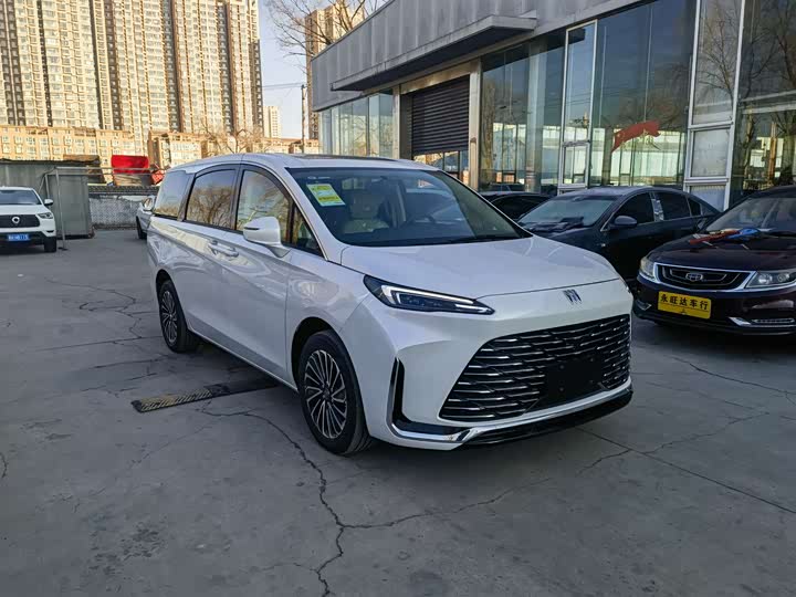 Buick GL8 Hybrid 2025 2025款 陆尚 先享版 7座