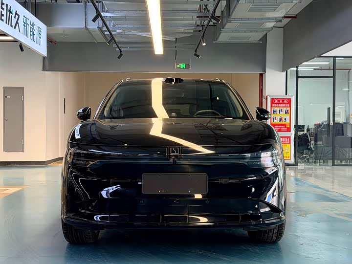 Zeekr 7X 2025 2025款 100kWh 长续航后驱智驾版