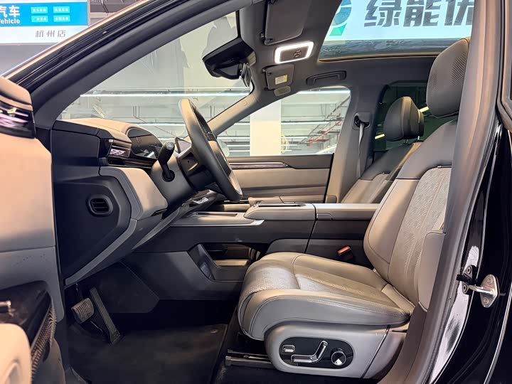 Zeekr 7X 2025 2025款 100kWh 长续航后驱智驾版