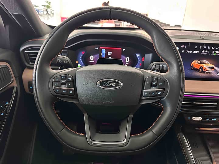 Ford Explorer 2024 2024款 2.3T EcoBoost 昆仑巅峰版 7座