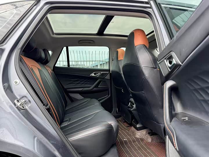 Roewe RX5 2023 2023款 1.5T 豪华滑屏版