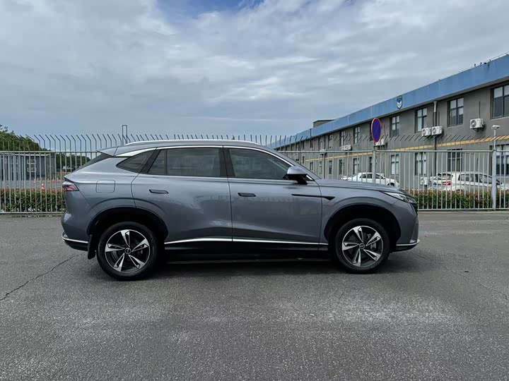 Roewe RX5 2023 2023款 1.5T 豪华滑屏版